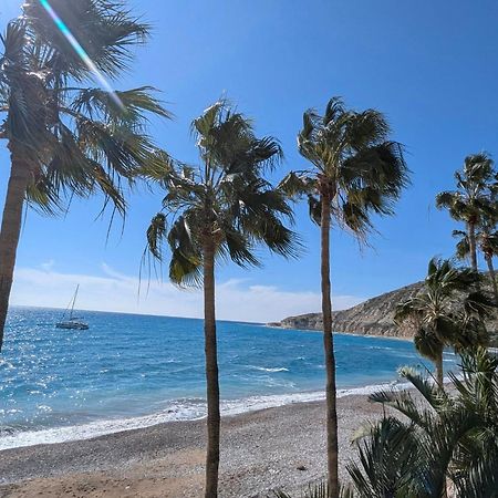 Chariandry Court Lägenhet Pissouri Exteriör bild
