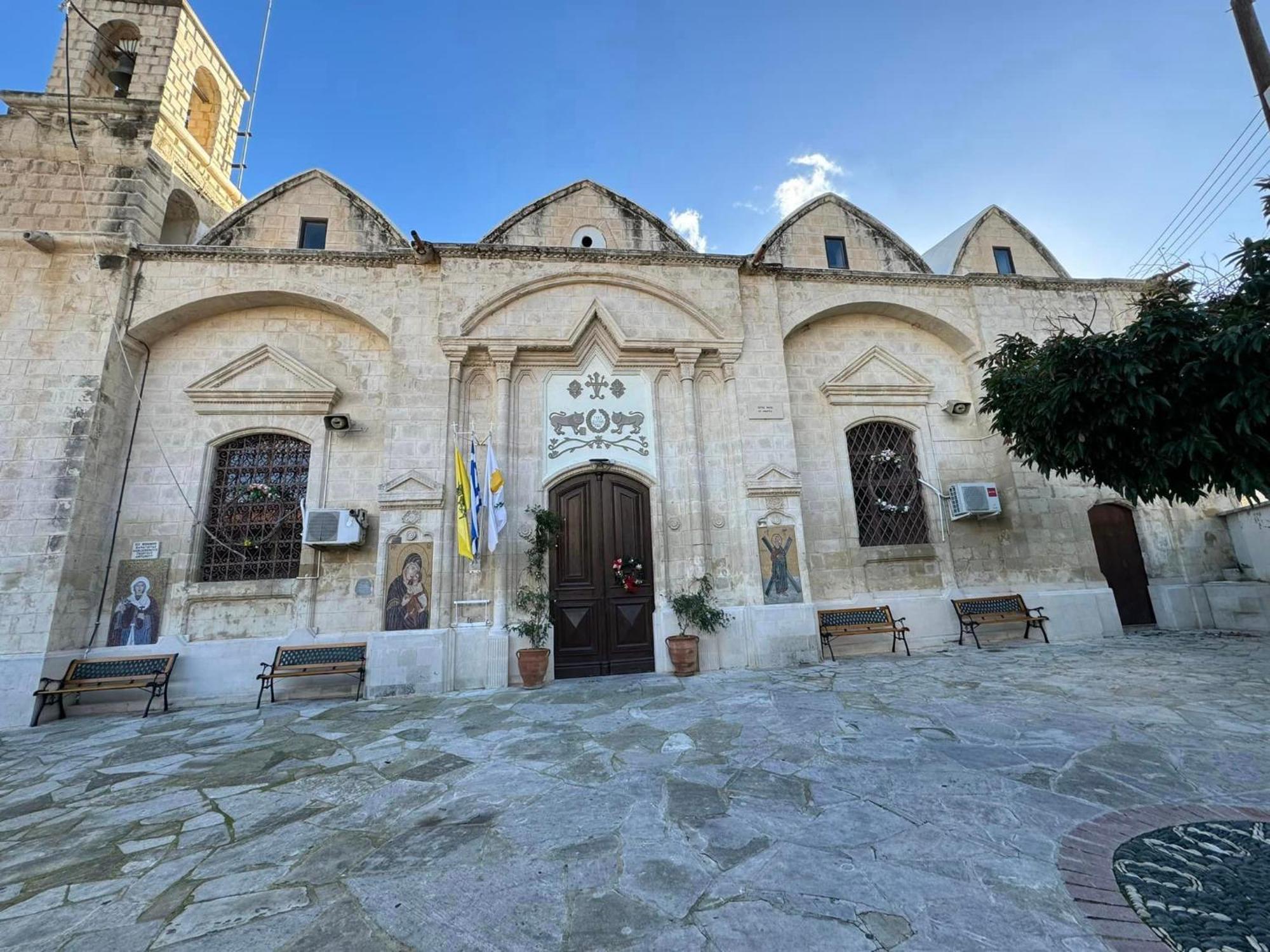 Chariandry Court Lägenhet Pissouri Exteriör bild