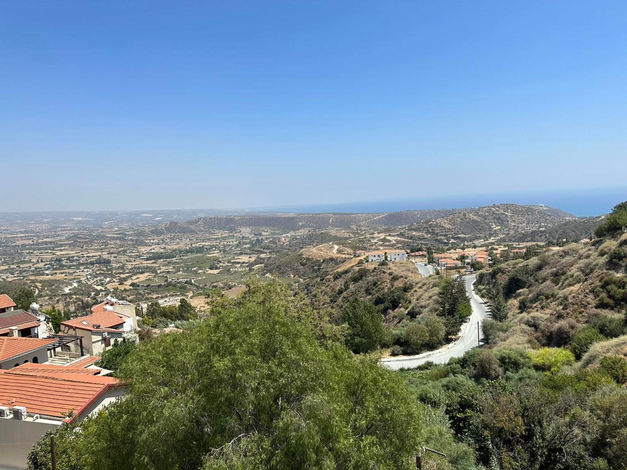 Chariandry Court Lägenhet Pissouri Exteriör bild