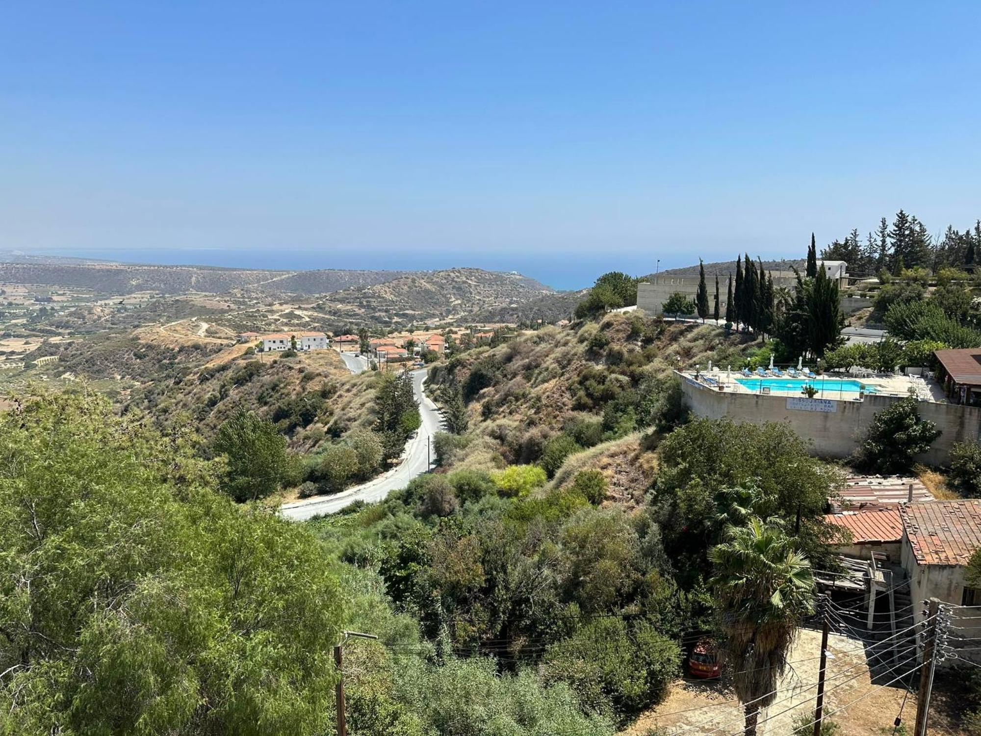 Chariandry Court Lägenhet Pissouri Exteriör bild