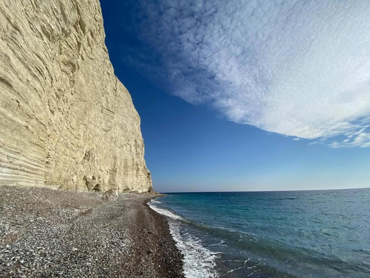 Chariandry Court Lägenhet Pissouri Exteriör bild